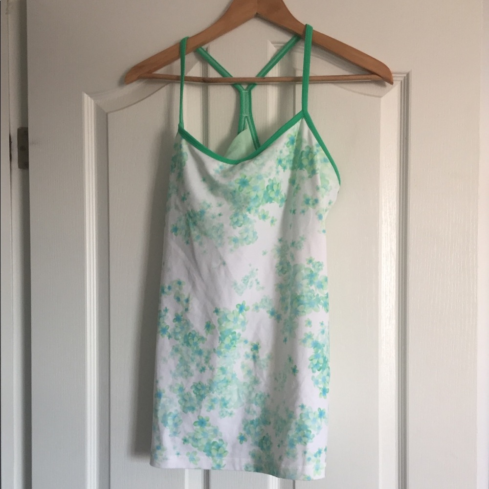 Lululemon Power Pose tank